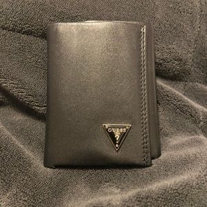 Men’s Guess trifold wallet